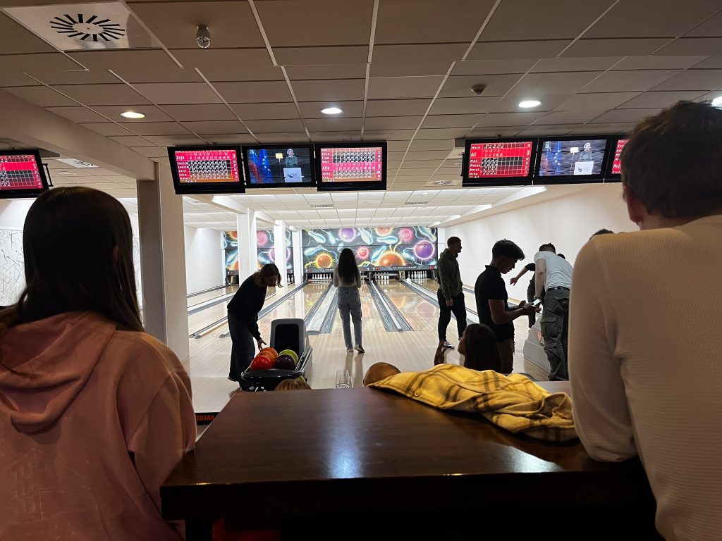 Bowling z Dijaško skupnostjo Ljubljana